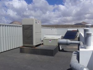 Instalaciones de aire acondicionado, climatización, ventilación, maquinaria y mobiliario para hostelería y protección pasiva contra incendios, en Lanzarote
